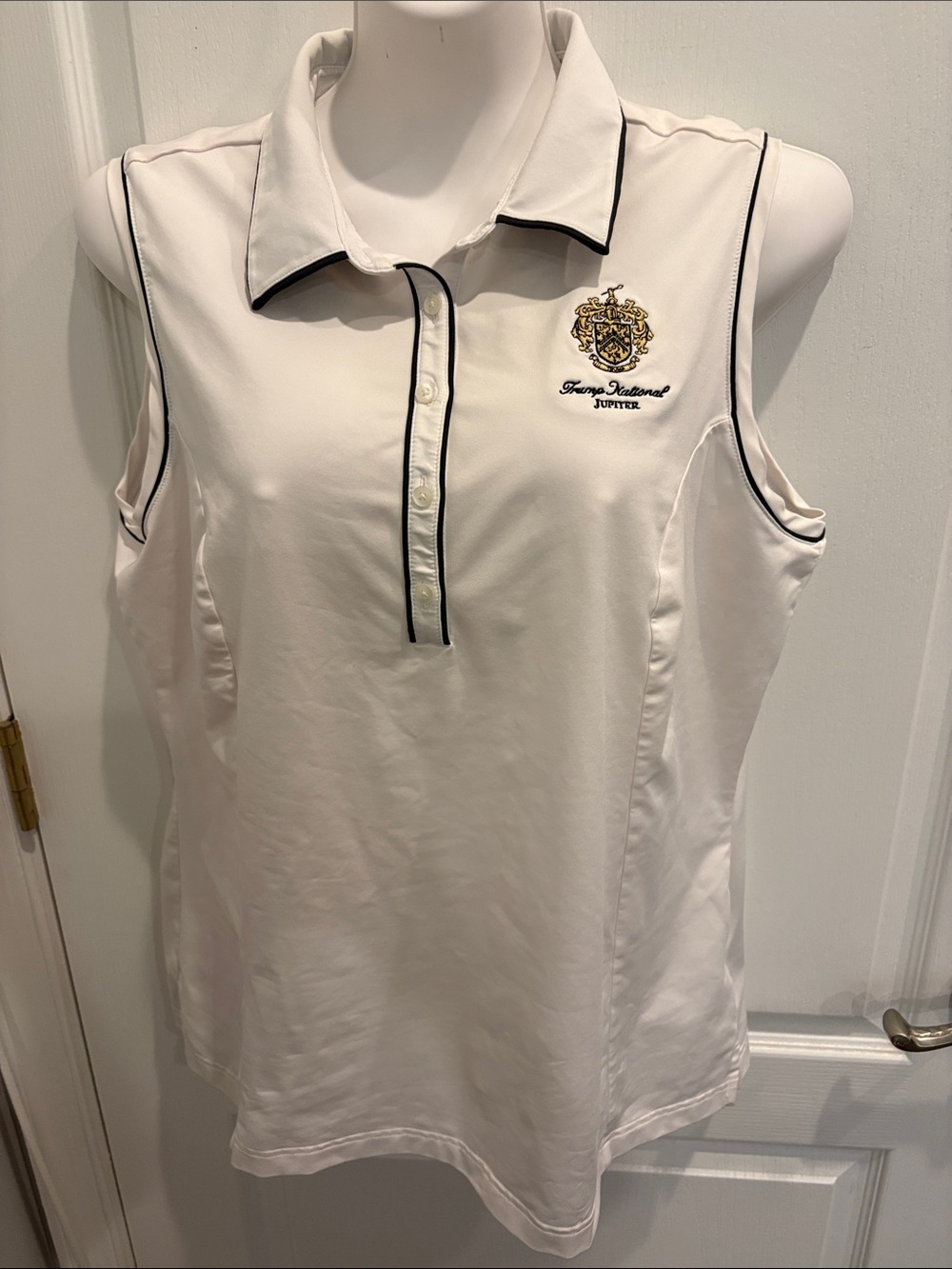 Trump National Jupiter Adidas White Sleeveless Polo with Black Piping Size XL